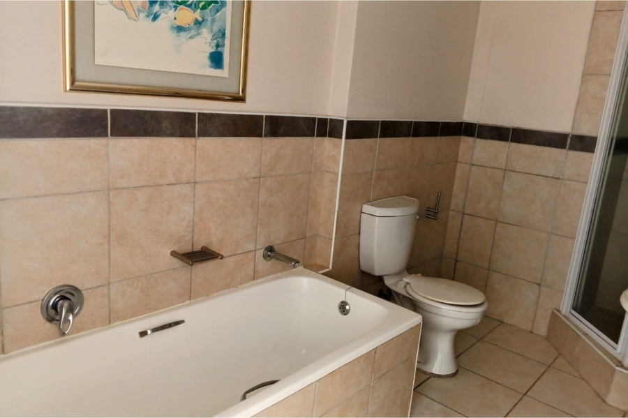 To Let 1 Bedroom Property for Rent in Beacon Bay North Eastern Cape